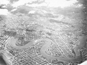 123 - Aerial view of Brisbane from above East Brisbane