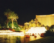 05 - The Mirage at night at Las Vegas